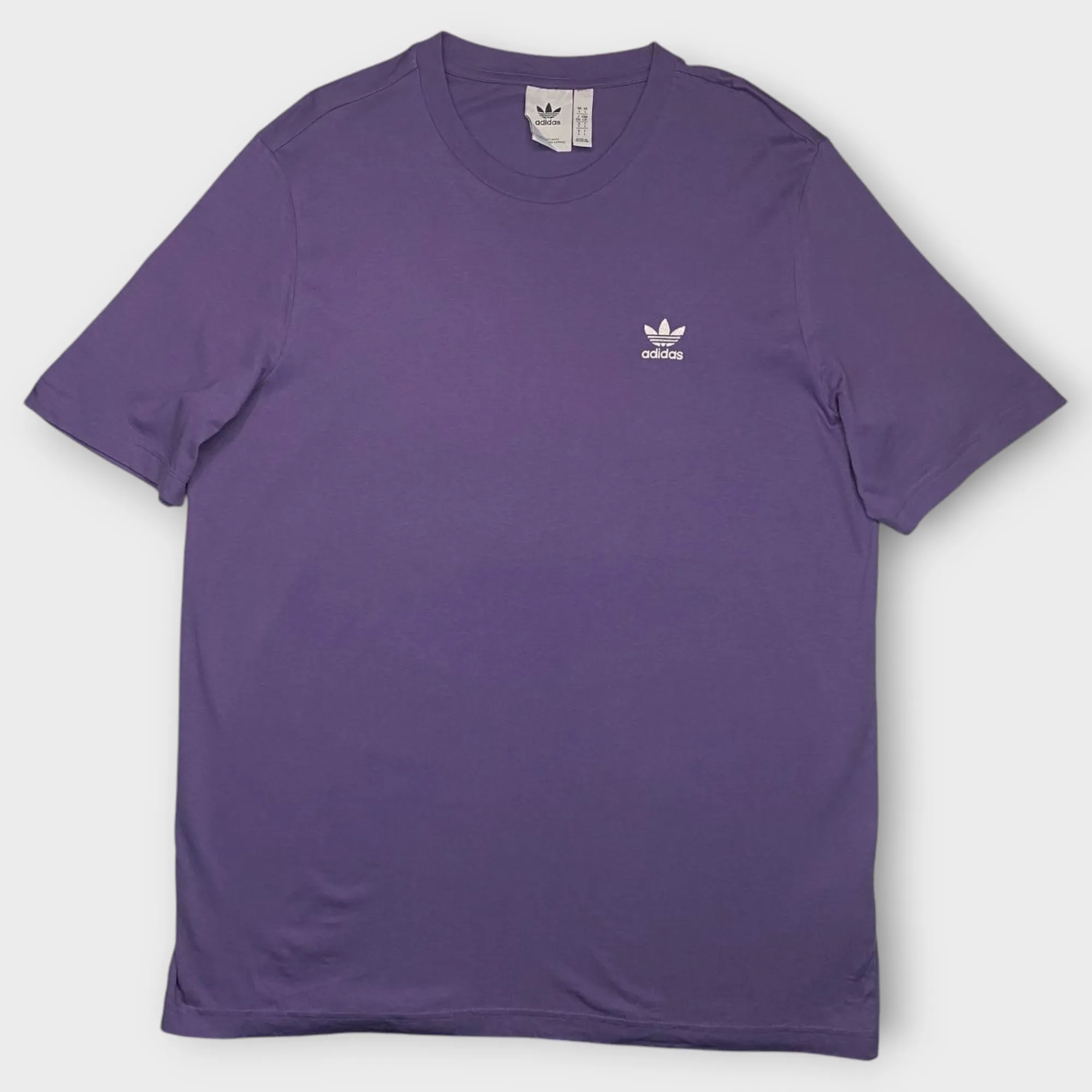  Adidas T-shirt (L-XL)